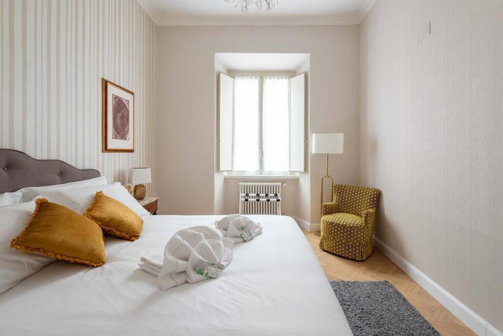 Colosseum 10Steps Away, Marco Aurelio Luxury House Rome Bagian luar foto